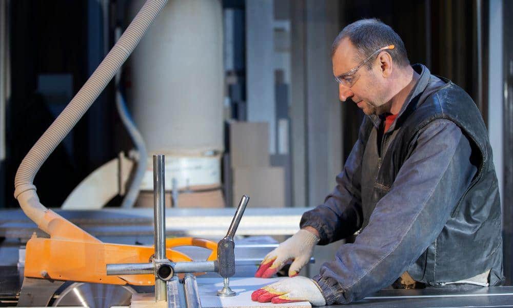 Business Insurance for Sign and Signage Manufacturers