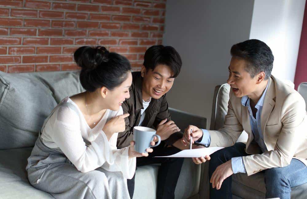 Connecticut insurance agent from The Allen Thomas Group working with a client