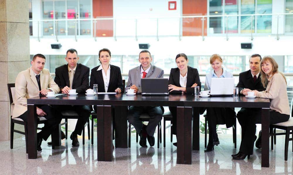 What does D&O insurance cover in Illinois