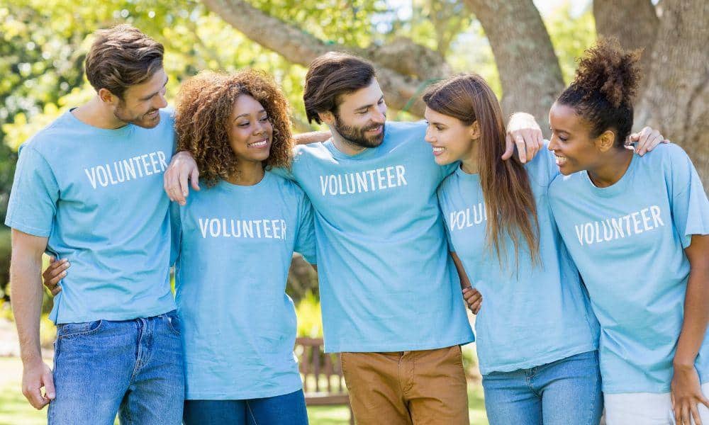 What types of insurance do nonprofits need in Tennessee