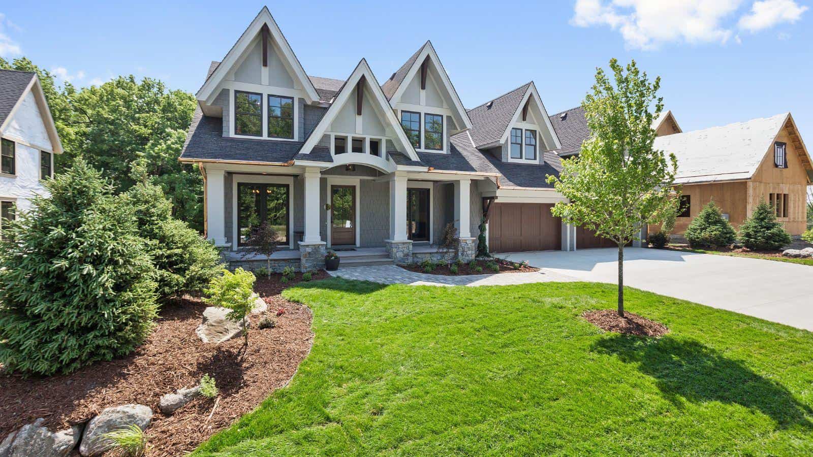 best landscaping business insurance in South Carolina