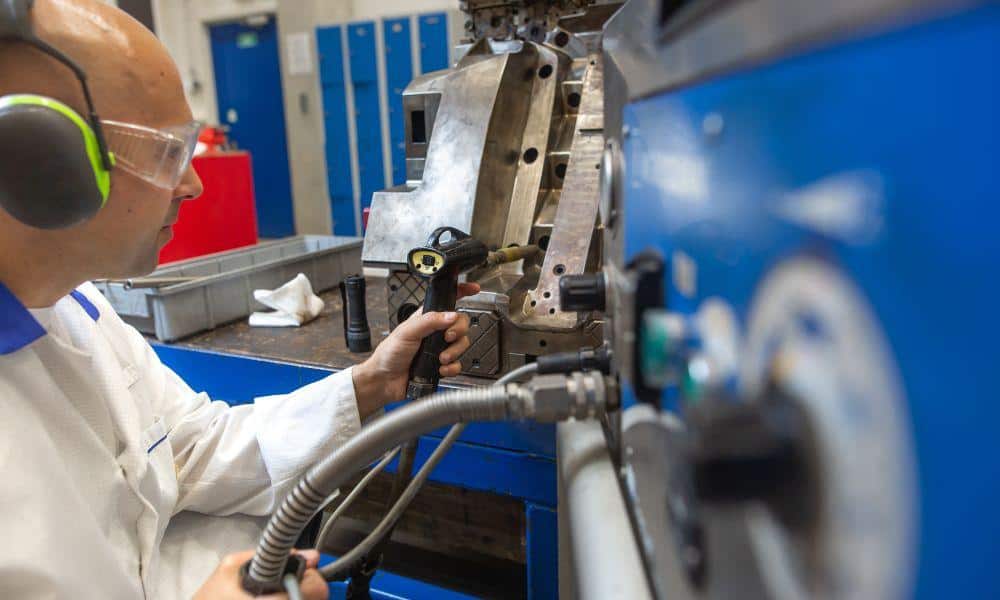business insurance for injection molding manufacturers