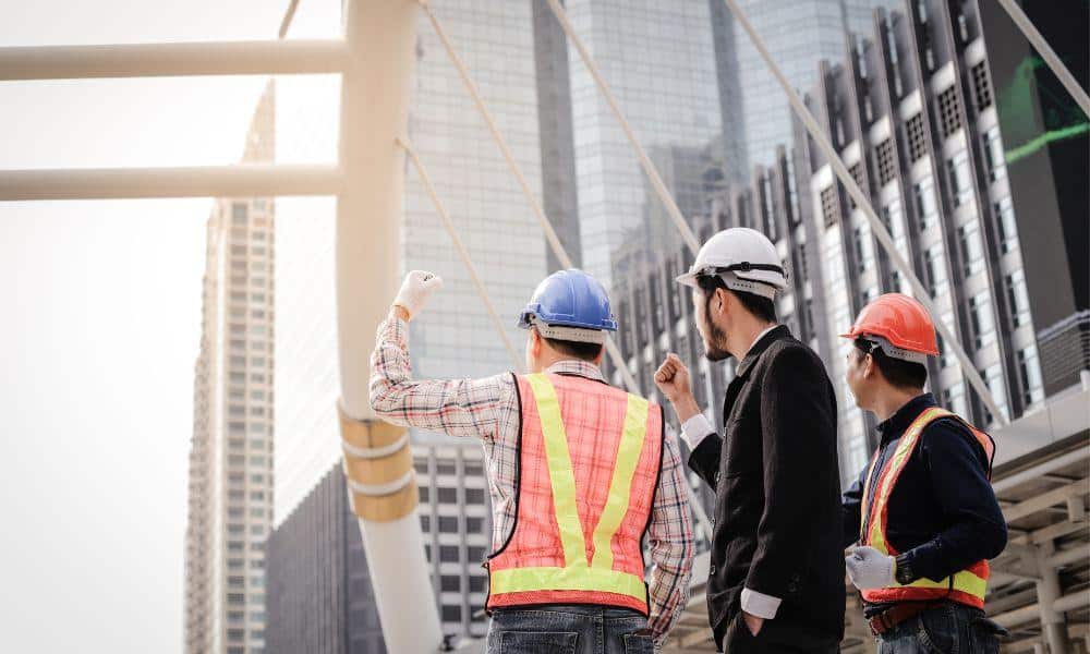 contractors overseeing construction in Arizona
