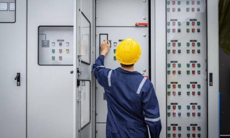 get Best Iowa electrician insurance from The Allen Thomas Group
