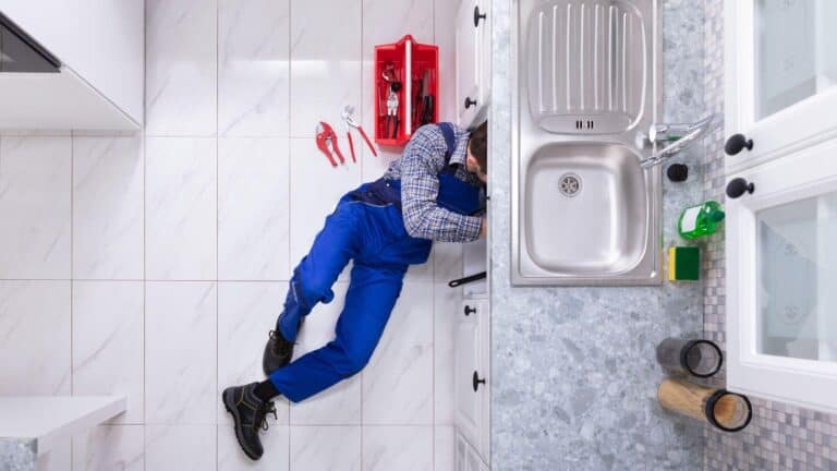 get an insurance agent quote for my commercial plumbing business in Alabama
