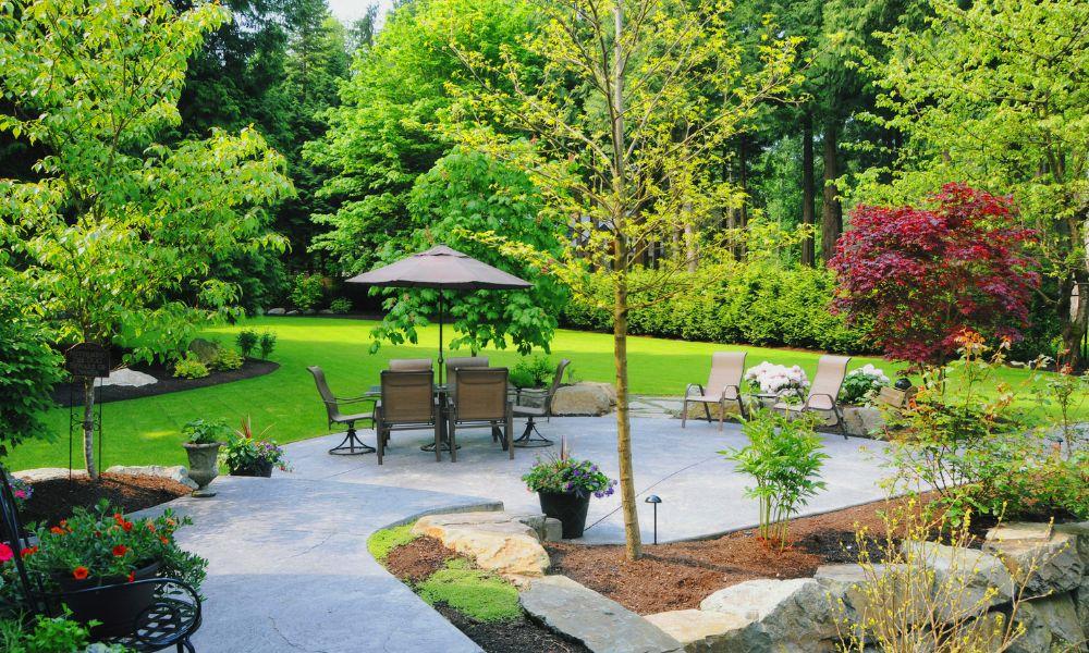 get best NY Lawn Service Insurance from The Allen Thomas Group