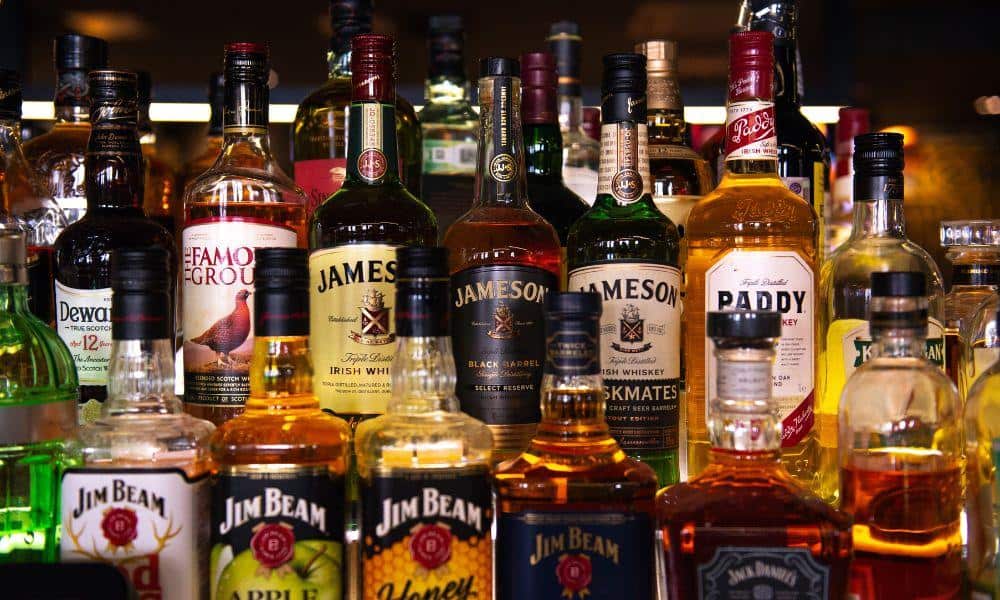 get the best commercial insurance for Iowa bars from The Allen Thomas Group